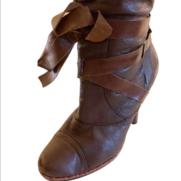 Kenzie Leather Boots - Picture 4 of 9